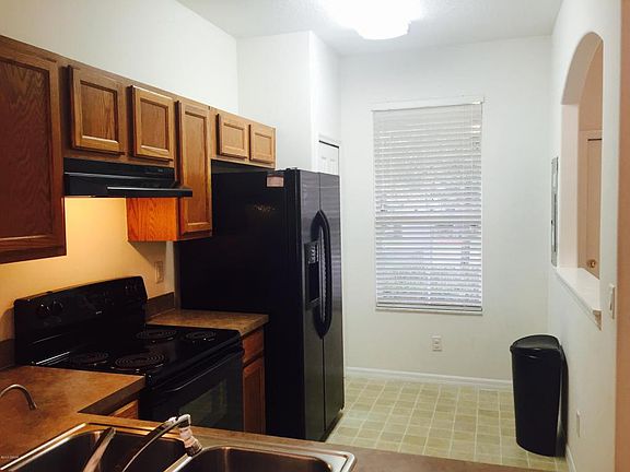 4th image of 107 Aston Grande Dr