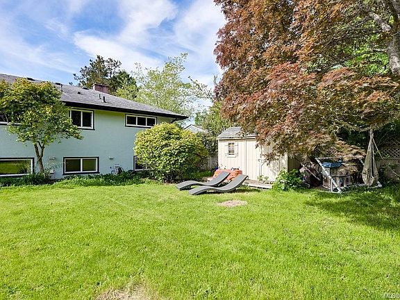 4th image of 2106 Neil St