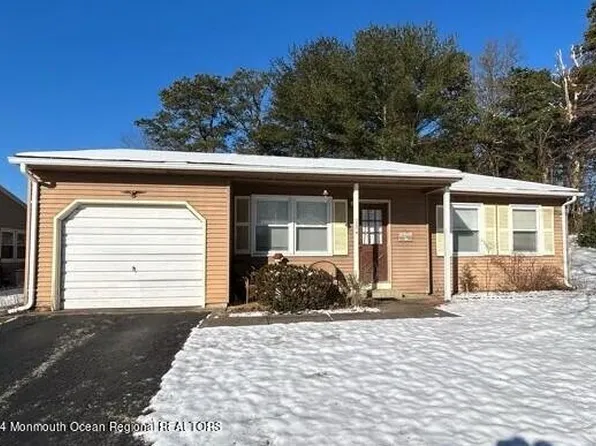 28 Caribou Drive #70, Whiting, NJ 08759