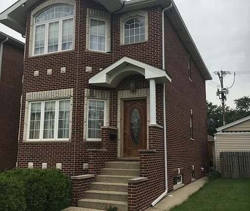 2nd image of 6620 W Montrose Ave