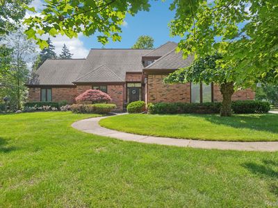4541 Rivers Edge Dr, Troy, MI, 48098