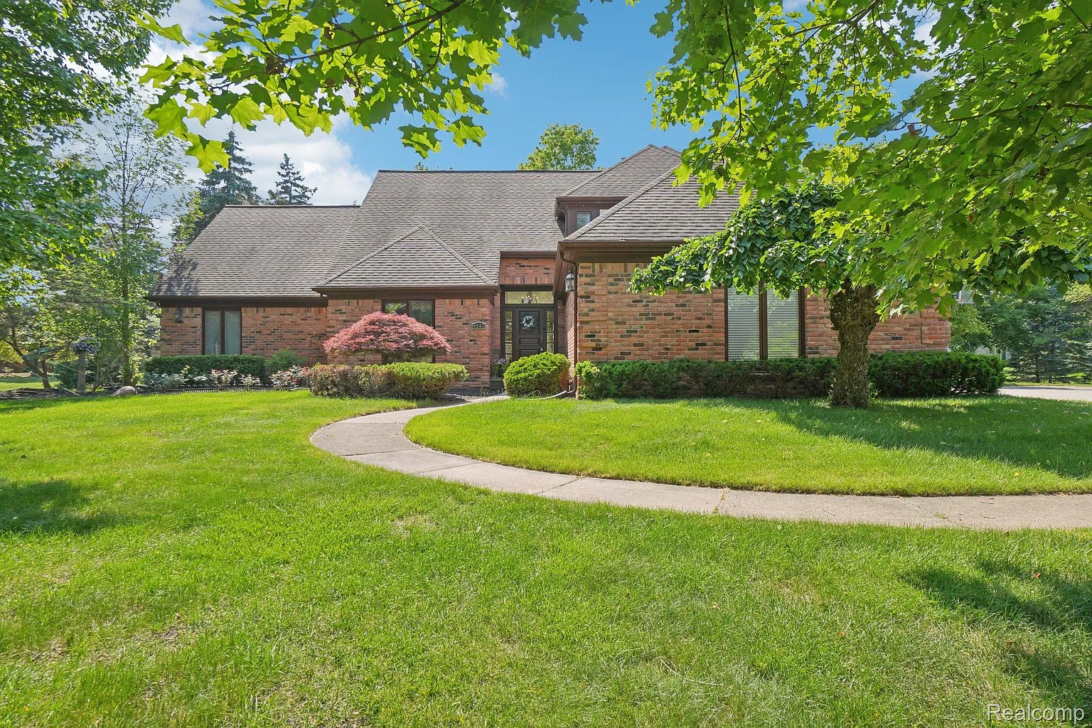 4541 Rivers Edge Dr photo 1