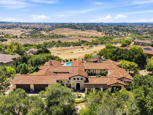 7887 Doug Hl, San Diego, CA 92127