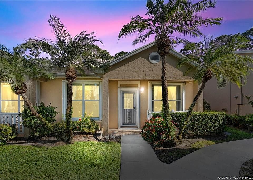 1st image of 529 NW San Remo Cir