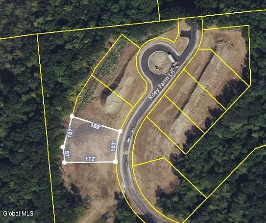 1st image of 11 Riley Farm Lane