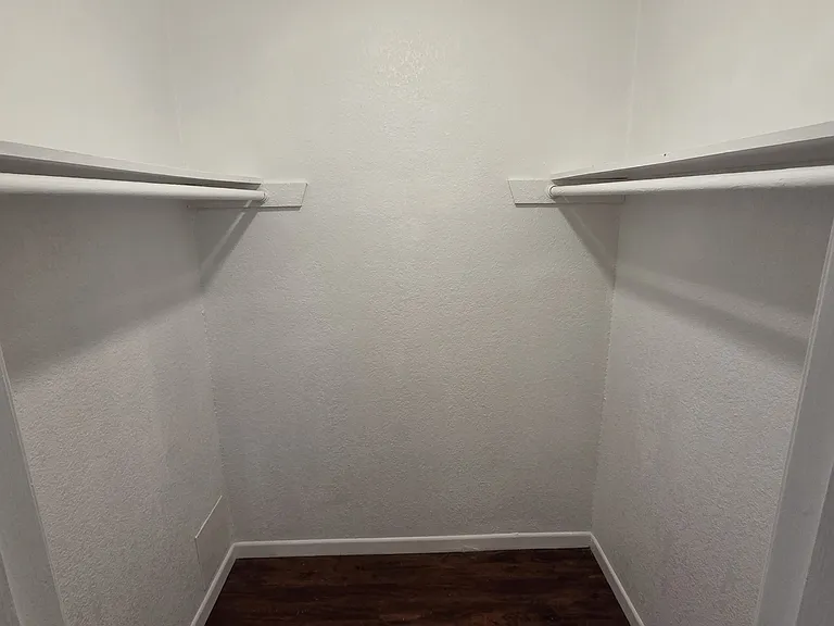 601 Harbour Ave #201 — Photo 6