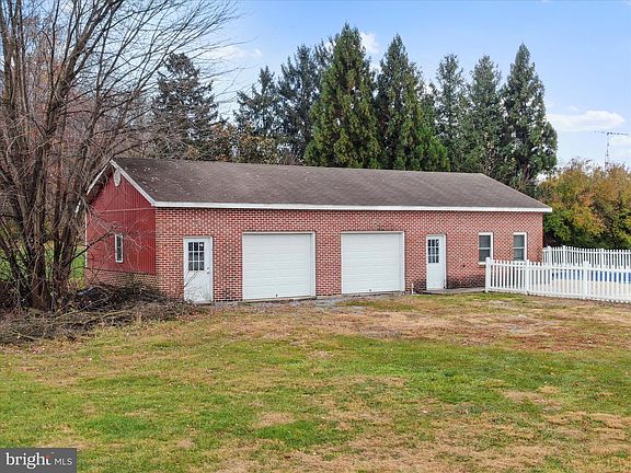 4th image of 9931 McClanahan Rd