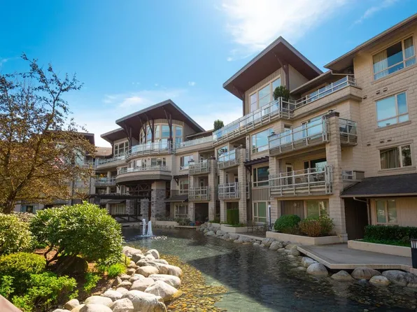 530 Raven Woods Dr #414, Burrard Inlet 3, BC V7G 2T5