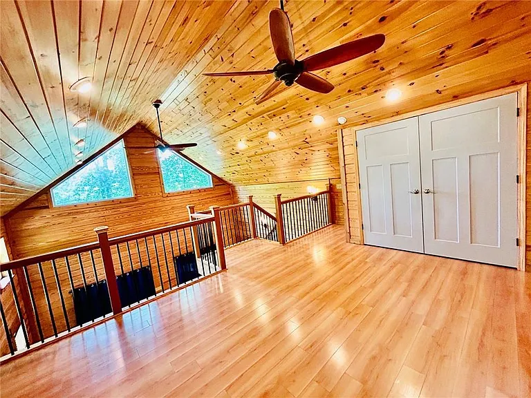 4067 Fincher Dr — Photo 9