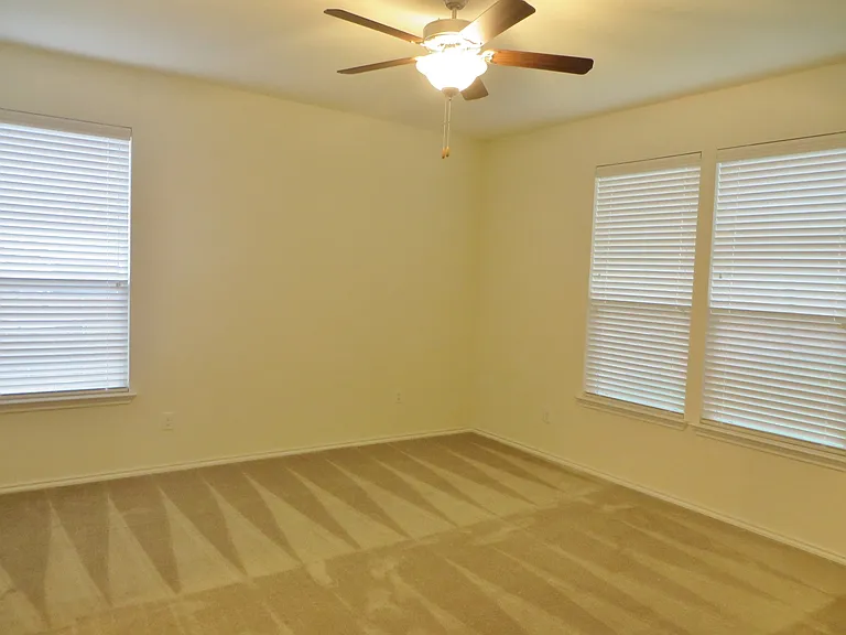 1042 Bowline Dr — Photo 17