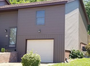 675 Oak Creek Ct, Jefferson City, MO 65101