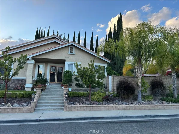 42 Rainbow Ridge Rd, Pomona, CA 91766