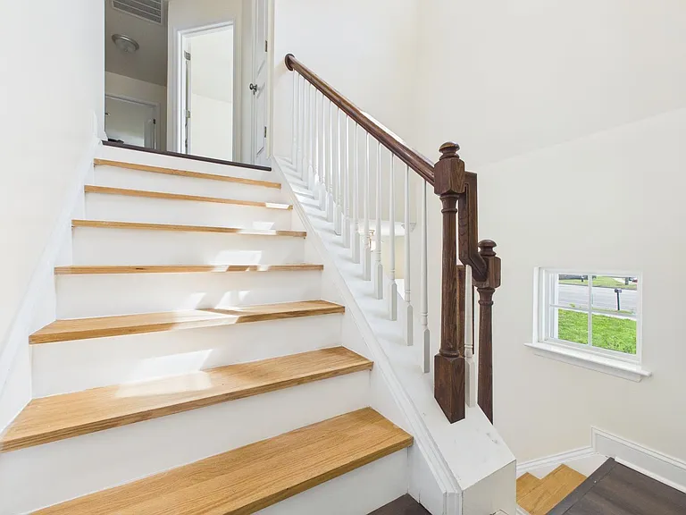 4901 Warwick Rd E — Photo 18