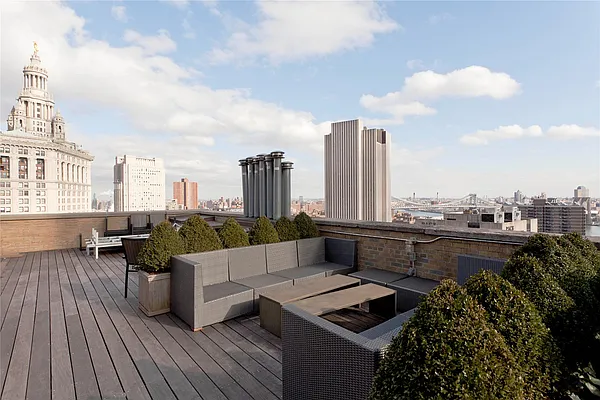 Sold by Douglas Elliman | media 18