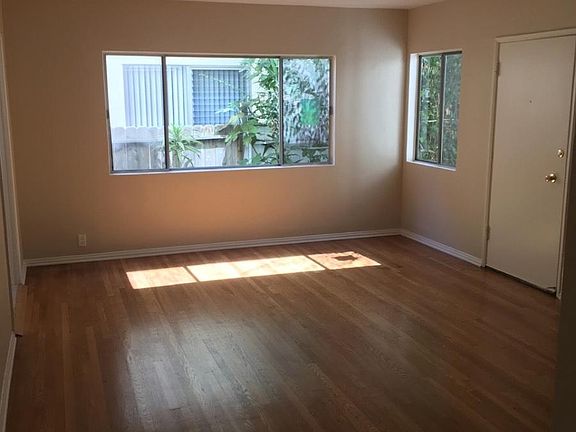4th image of 1033 11th St APT G