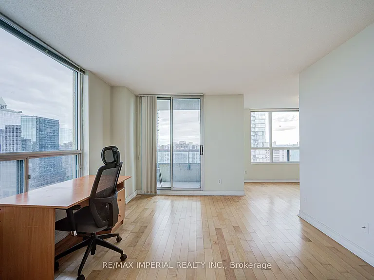 238 Doris Ave #2302 — Photo 13