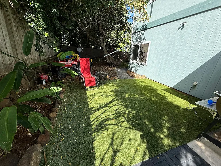 1268 Ulupii St — Photo 24
