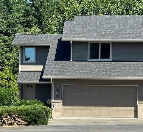 2nd image of 380 SE Valley View Way