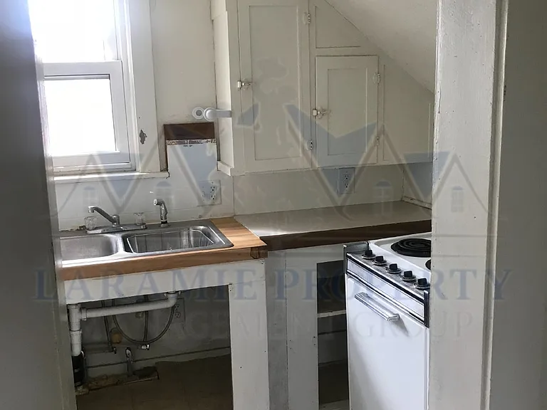 514 S 10th St #4 — Photo 6