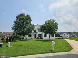33 Saphire Ct, Dover, DE 19901