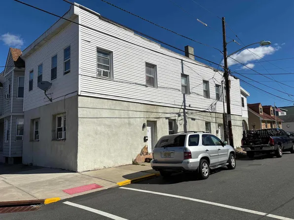 178 Orient St Floor 2, Bayonne, NJ 07002