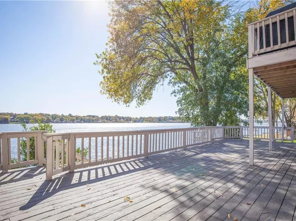 4197 E Lake Shore Dr, Decatur, IL 62521