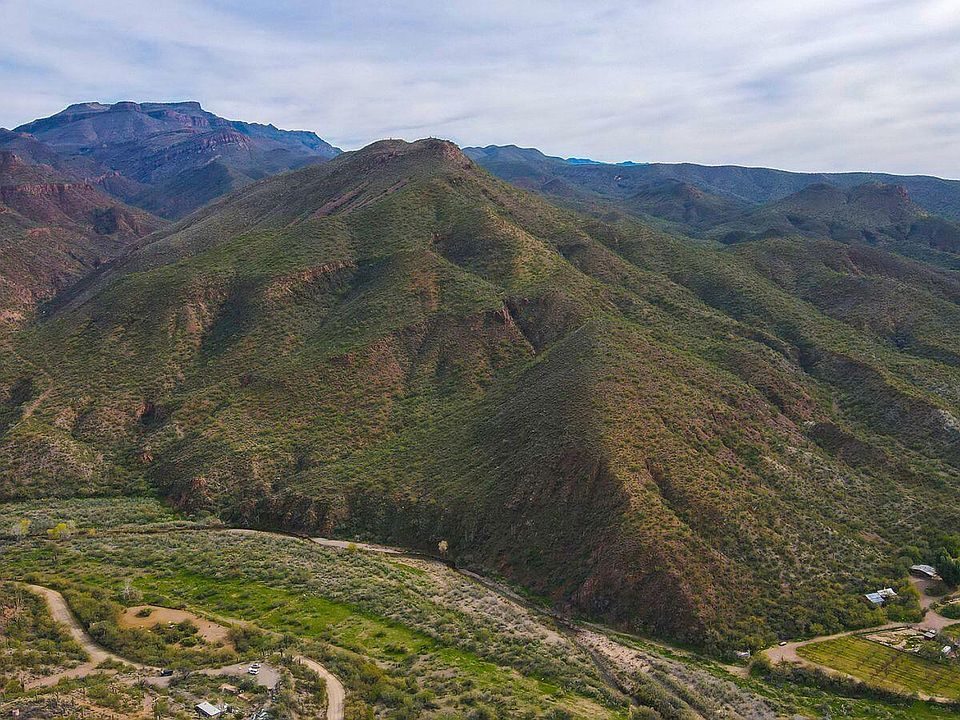 1st image of E Aravaipa Rd