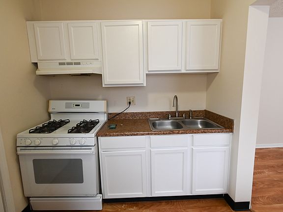 5th image of 112 W 8th Ave APT A