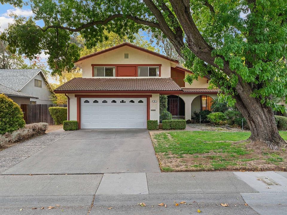 1st image of 8 Lido Cir