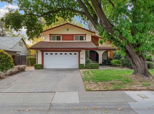 8 Lido Cir, Sacramento, CA 95826
