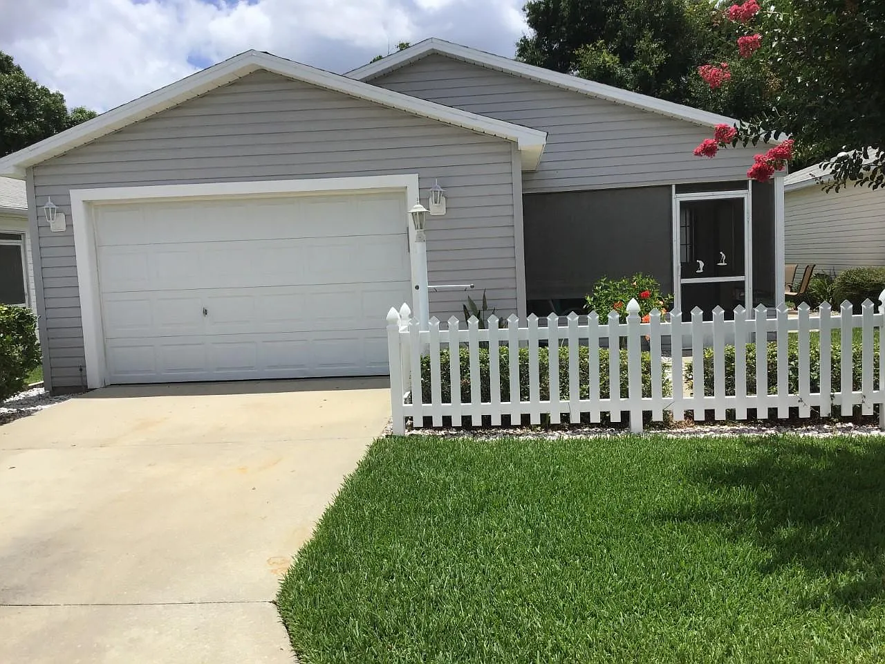 2 bed, 1182 sqft, $2,000 — Photo 1