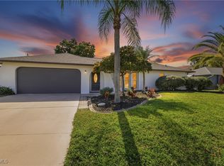 170 SE 19th St, Cape Coral, FL 33990