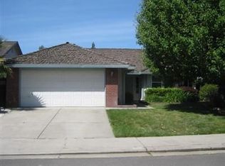 6725 Paseo Del Sol Way, Elk Grove, CA 95758