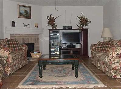 5th image of 1024 Mazourka Dr