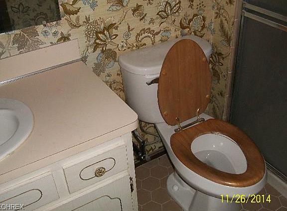 3rd image of 7004 Anthony Ln