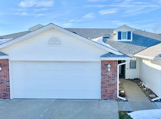 215 N 34th St #8, Norfolk, NE 68701