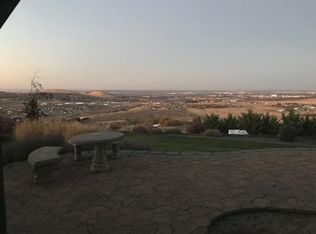 32508 S Tripple Vista Ct, Kennewick, WA