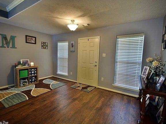 5th image of 41 Weatherwood Dr