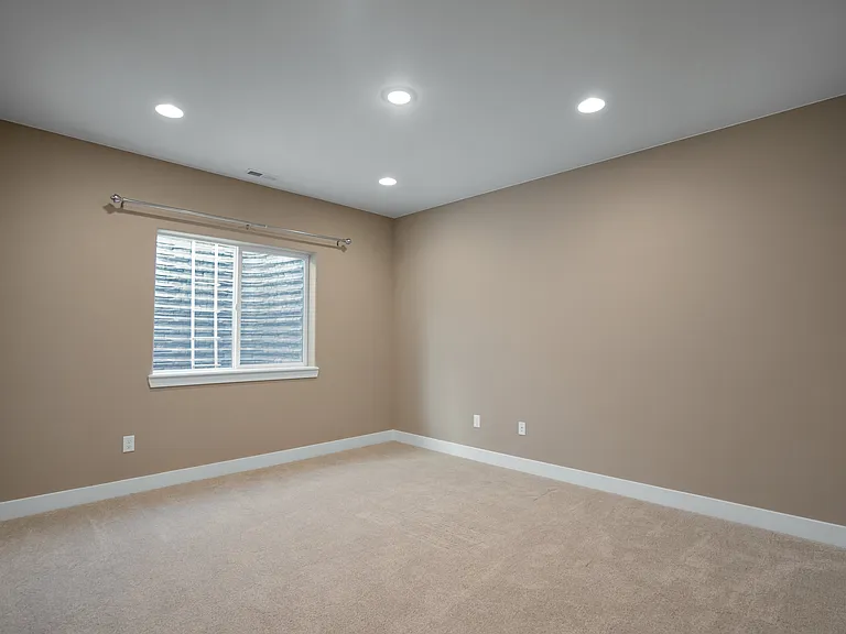8963 Backgammon Dr — Photo 35