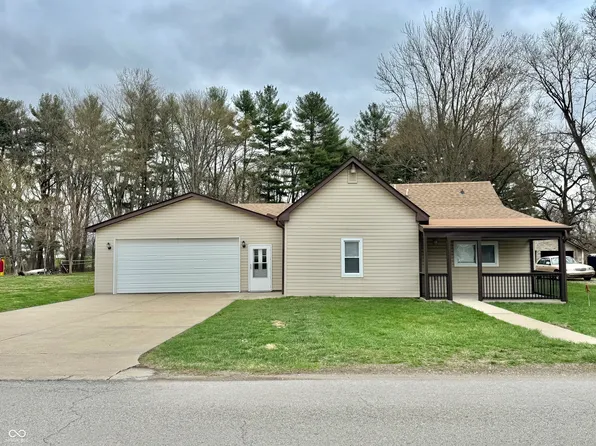 137 S Main St, Fillmore, IN 46128
