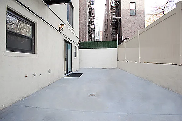 Rented by Vision Group | media 2