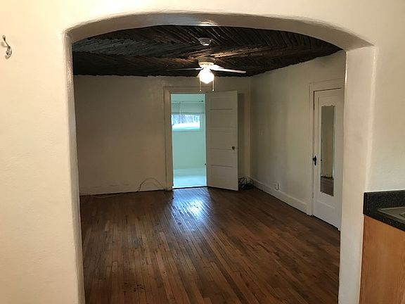 3rd image of 316 Burch St Unit S2