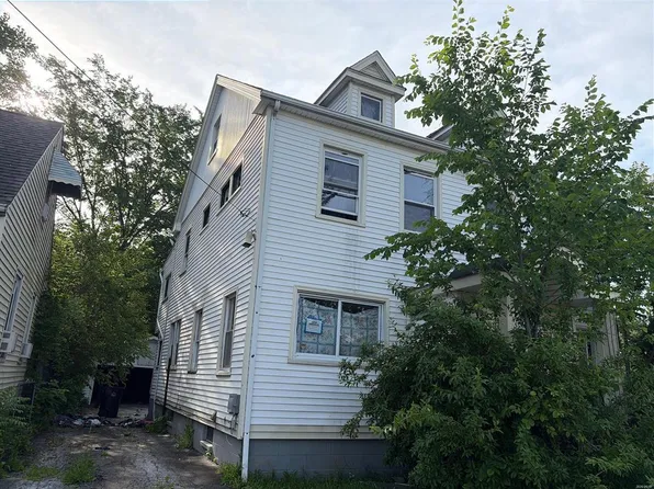 4245 W 130th St, Cleveland, OH 44135
