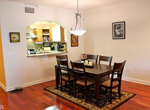 3rd image of 1102 Rexford Dr APT 201