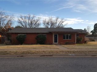 702 E Garfield Ave, Morton, TX 79346