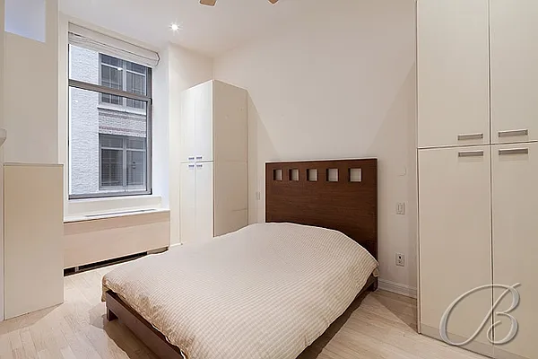 Sold by Bellmarc Realty | media 3