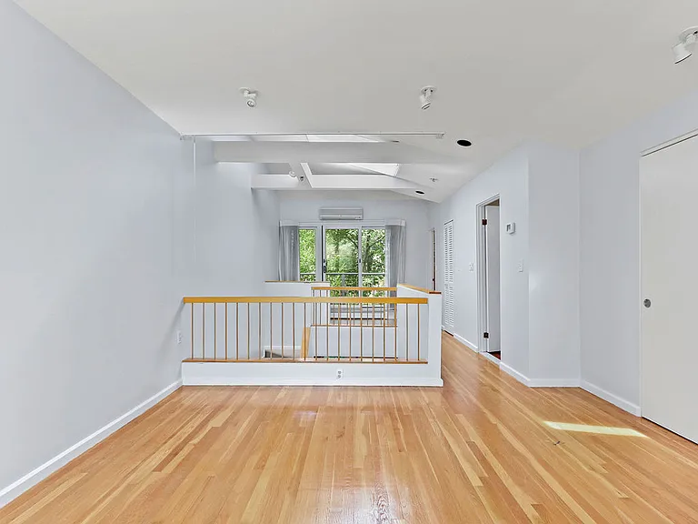 336 Harvard St #E — Photo 23