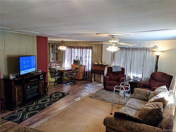 2nd image of 9665 W Cranberry St