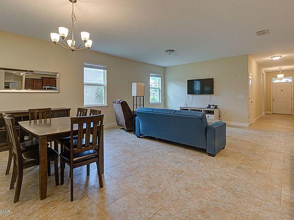 5th image of 242 River Vale Ln