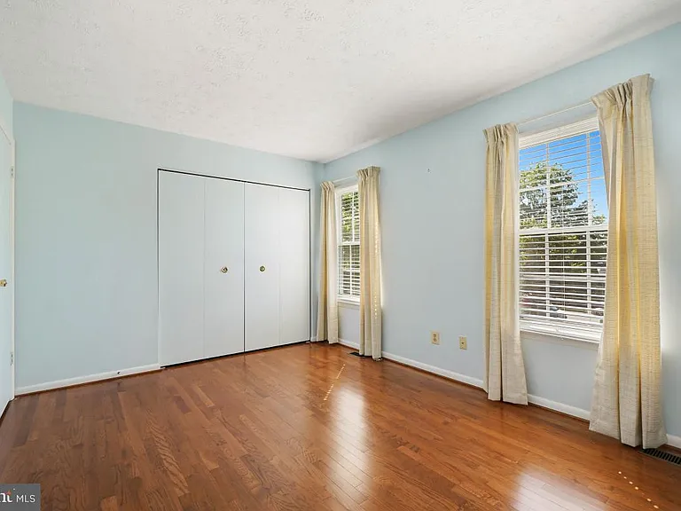 2 Chelmsford Ct — Photo 26